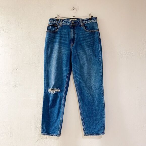 Abercrombie & Fitch Curve Love The Mom High Rose Jean in Blue Size 10 - Picture 1 of 8